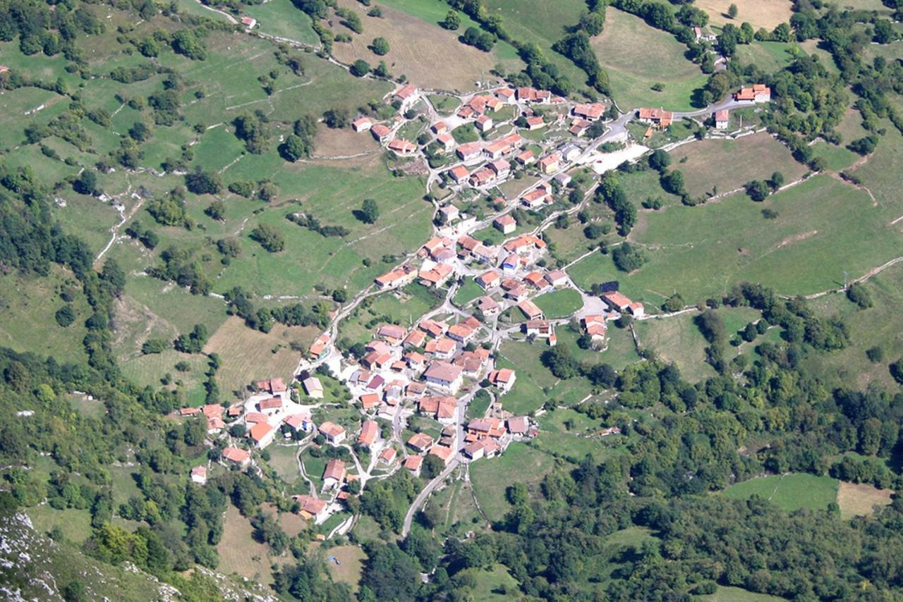 Hotel Rural Llerau Понга Экстерьер фото
